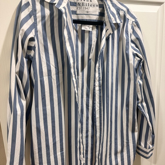 NWT Frank & Eileen blue and white button up - Picture 6 of 7